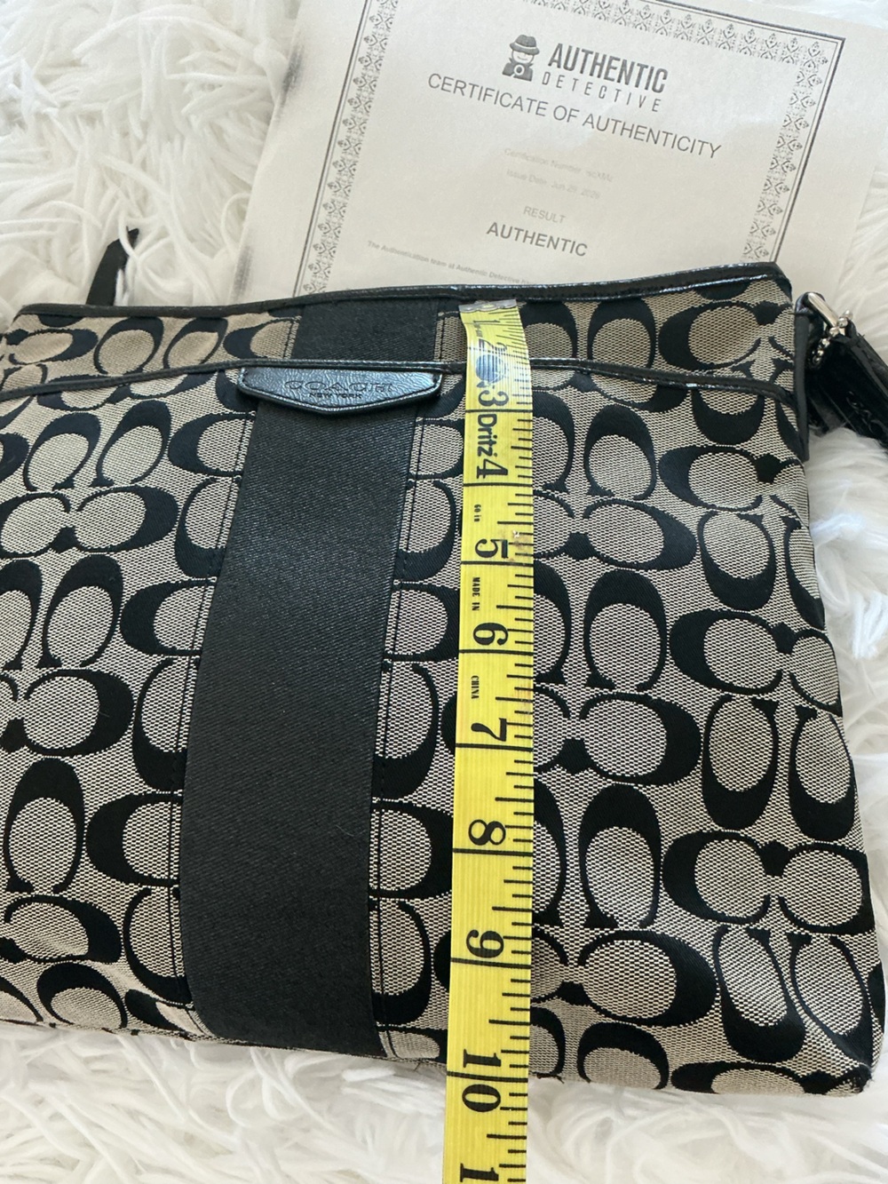 Coach Black/Tan Signature Zip Crossbody with hang tag - Picture 12 of 12
